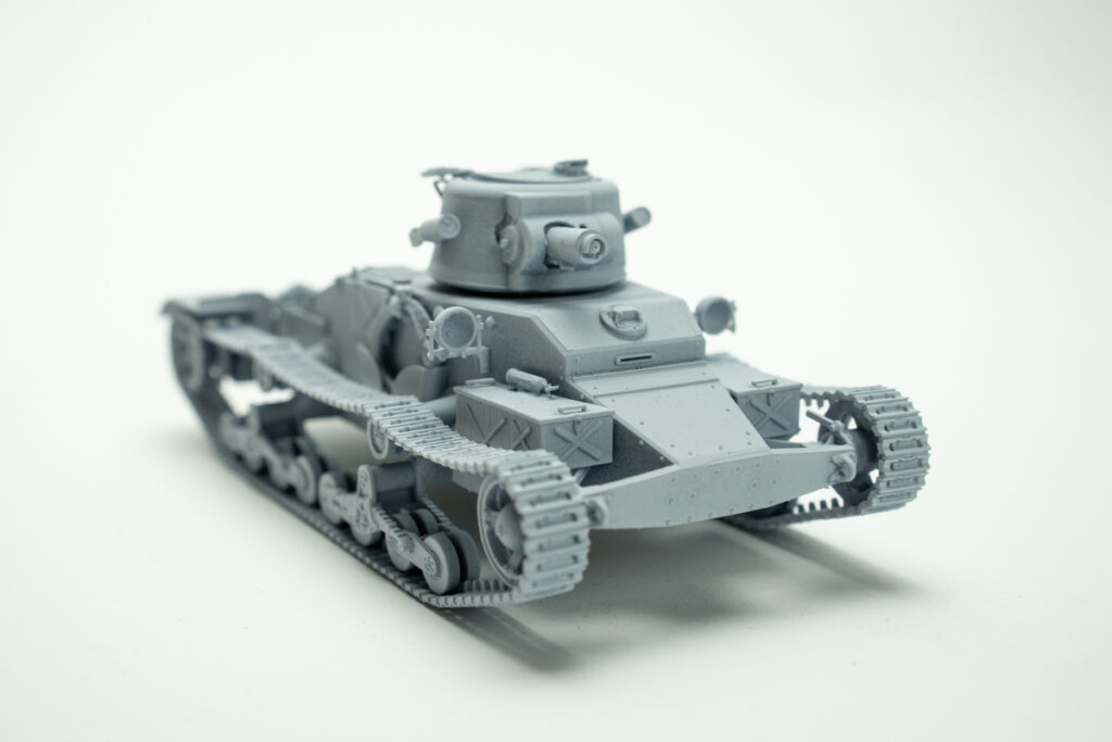 _DSC0696 Grey resin model of a tank.