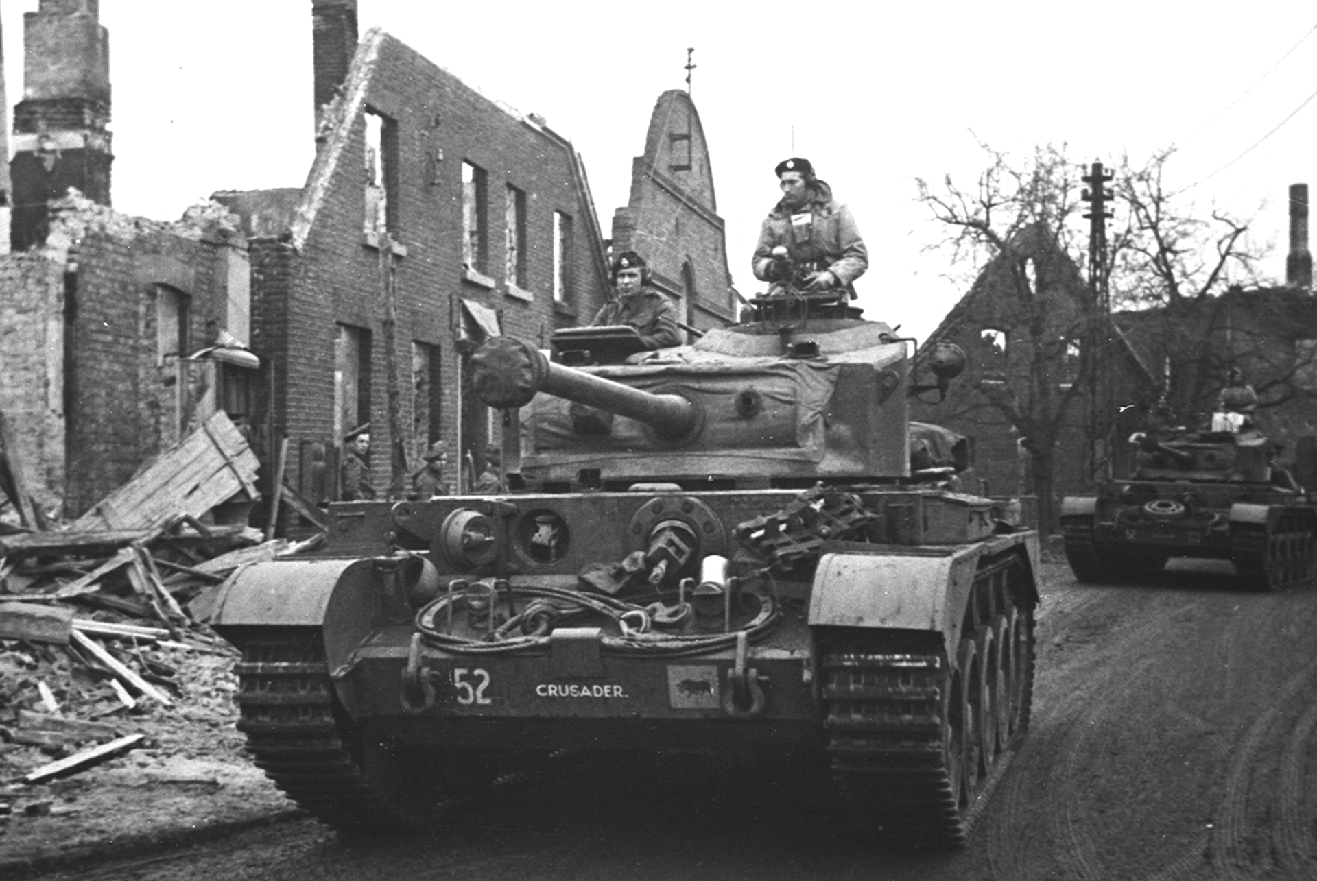 Comet Gun Article Pic 1 Black and white photograph showing Comets of the 5th Battalion RTR, 11th Armoured Division - thought to be somewhere in North West Europe, 1945